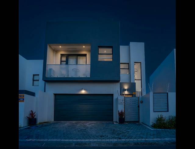 4 BEDROOM HOUSE FOR SALE IN SANDOWN